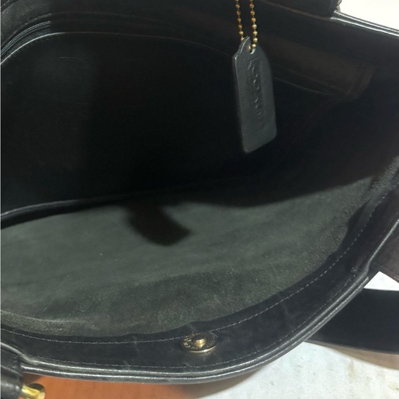 Coach vintage black leather shoulder handbag - Picture 6 of 8